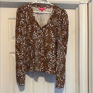 Lilly Pulitzer long sleeve leopard top size medium